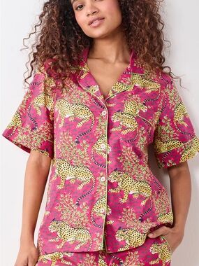 PRINT FRESH Long Sleeve Top in Bagheera medium
